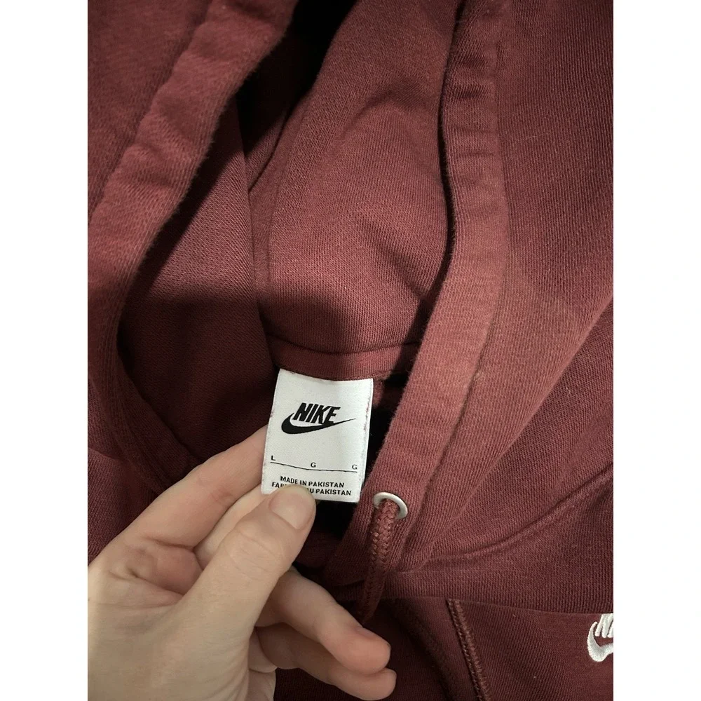 Nike Sportswear Club Men's Pullover Hoodie - Burgundy , Size‎ L